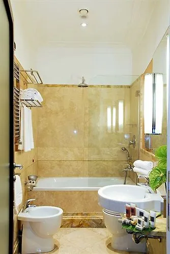 The Opera Otel 3*